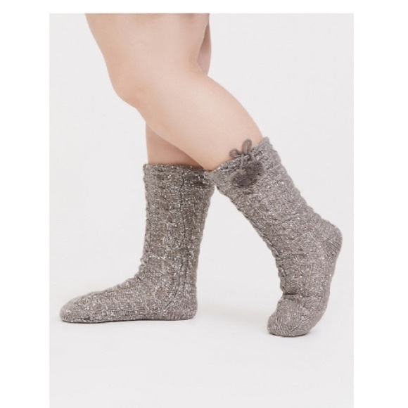 3 for $30- GREY KNIT SEQUIN COZY POM POM SLIPPER SOCKS - Picture 2 of 2